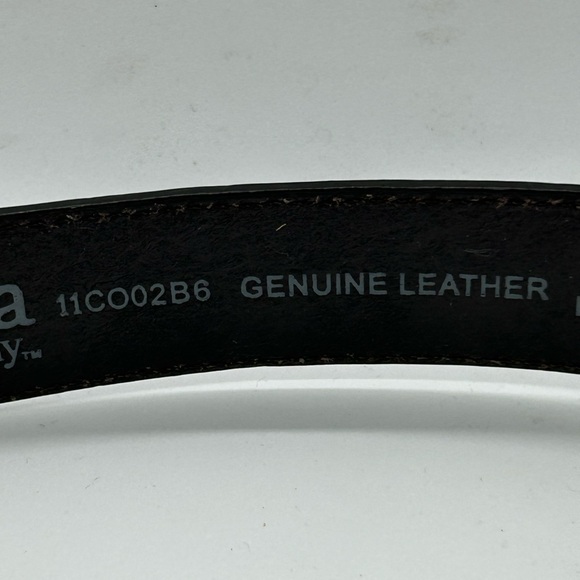 Mens Columbia Dark Brown Leather Belt Silver Fish Embellishments Size 36 - Picture 8 of 10